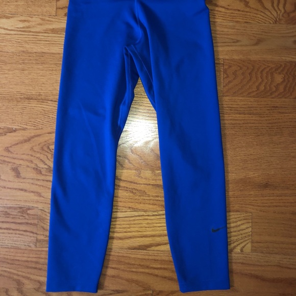 NIKE ONE TIGHT - Picture 2 of 5